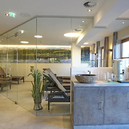 Otel Schwarzer Adler