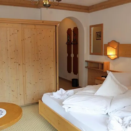 Schwarzer Adler Otel Nauders