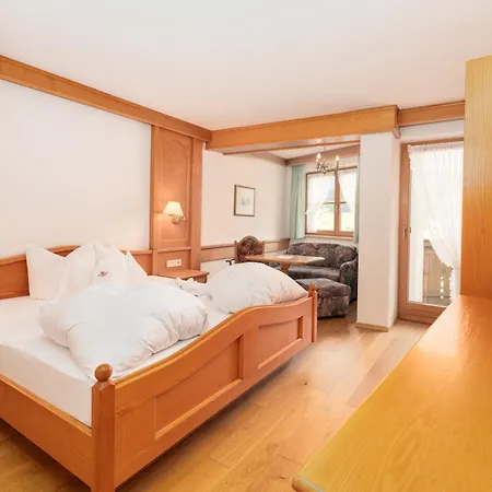 Schwarzer Adler Hotel Nauders