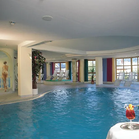 Schwarzer Adler 나우더스