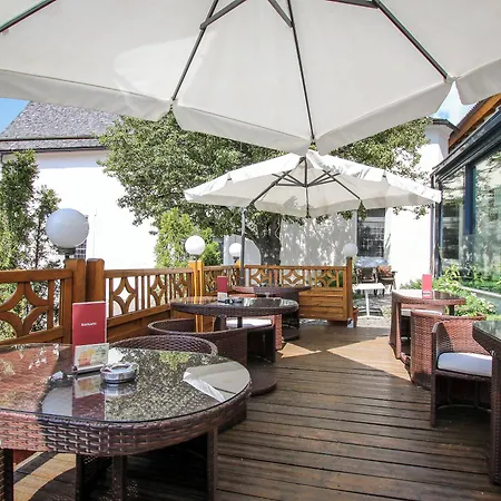 Schwarzer Adler Hotel 4*