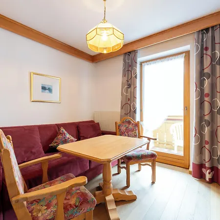 Hotel Schwarzer Adler Nauders