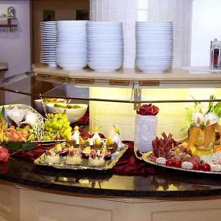 Schwarzer Adler Otel Nauders