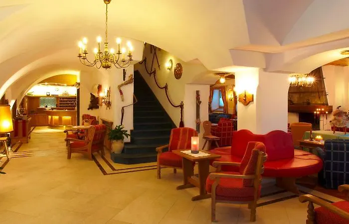 Schwarzer Adler 4* Nauders