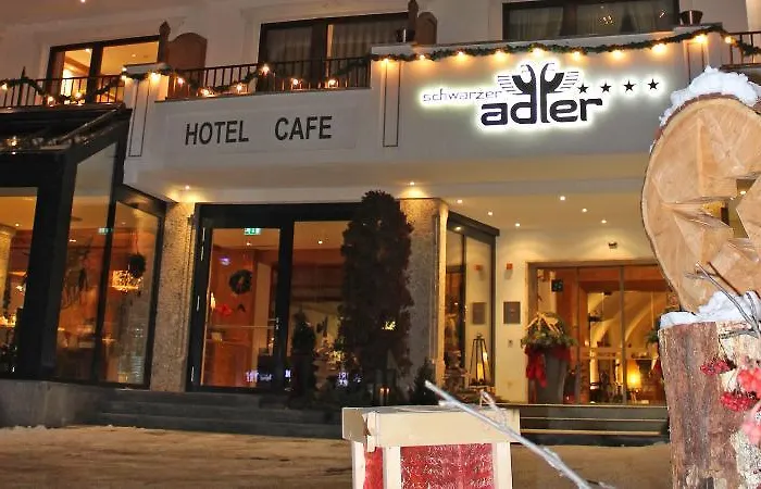 Otel Schwarzer Adler 4*