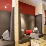 Hotel Schwarzer Adler 4*
