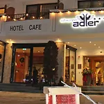 Hotel Schwarzer Adler 4*