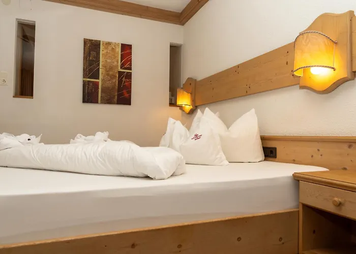 Schwarzer Adler 4* Nauders