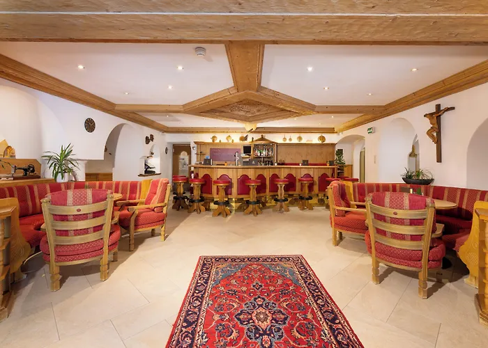 Hotel Schwarzer Adler 4*